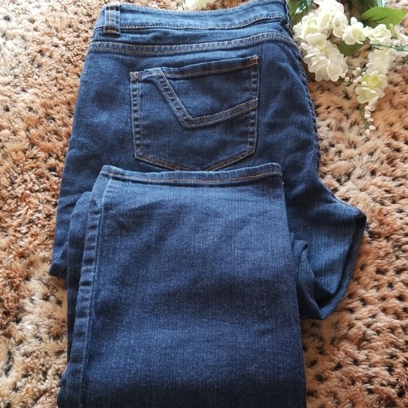 Authentic brody jeans. (J) - Picture 7 of 7